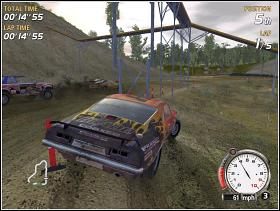 Bardzo krótka trasa, ale za to mamy do pokonania więcej okrążeń - Silver Class (1) | Trasy | FlatOut - FlatOut - poradnik do gry