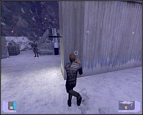 W prawym rogu wyłącz pole siłowe i przejdź do następnej sekcji (uważaj na działko fazerowe) - - HassTerral Compound | WORF | Star Trek Deep Space Nine The Fallen - Star Trek Deep Space Nine: The Fallen - poradnik do gry