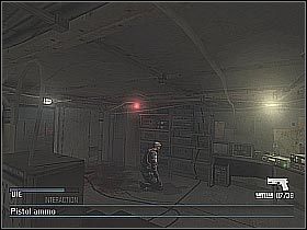 Możesz już podejść do znajdującego się w rogu pomieszczenia radia - Find the radio room (4) | Statek | Cold Fear - Cold Fear - poradnik do gry