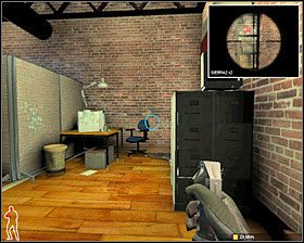 Potem wraz z czerwonymi i niebieskimi wchodzimy do korytarza - najpierw my z czerwonymi , potem niebiescy - Red Library Inc. - Akcja | Misja 6 w SWAT 4 - SWAT 4 - poradnik do gry