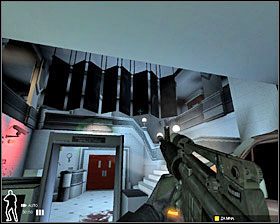 I piętro proponuję pokonać zgodnie z zaznaczoną na mapie kolejnością - Hurtownia Jubilerska DuPlessis - Akcja | Misja 8 w SWAT 4 - SWAT 4 - poradnik do gry