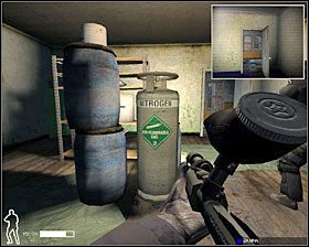 Idziemy z czerwonymi do 9 - na około - Siedziba Dzieci Taronnea - Akcja | Misja 9 w SWAT 4 - SWAT 4 - poradnik do gry