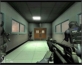 1 - Szpital św. Michała - Akcja | Misja 10 w SWAT 4 - SWAT 4 - poradnik do gry