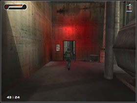 Wspinamy się po nieodległej drabince i korzystamy ze znajdującej się powyżej dźwigni - [Solucja] Etap 4 | Second Sight - Second Sight - poradnik do gry