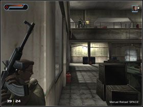 W lokacji z dużą ilością maszyn spotykamy trzech wrogów - [Solucja] Etap 4 | Second Sight - Second Sight - poradnik do gry