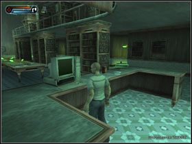 Wchodzimy do środka i eliminujemy szwendających się w pobliżu trzech lekarzy tak, aby żaden z nich nie wszczął alarmu - [Solucja] Etap 6 | Second Sight - Second Sight - poradnik do gry