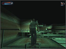 Biegniemy z Jayne dalej, pokonując po drodze drabinkę i schody - [Solucja] Etap 9 cd. | Second Sight - Second Sight - poradnik do gry