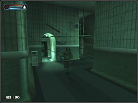 Kiedy załatwimy wszystkich wrogów, przechodzimy przez ukazane na rysunku drzwi - [Solucja] Etap 17 cd. | Second Sight - Second Sight - poradnik do gry