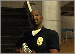 Chwilę zadumy nad ciałem Smokea przerwie Tenpenny, biorąc cię na cel - GTA San Andreas: Sweet (S) - Los Santos (finał), solucja, opis przejścia - GTA San Andreas - poradnik do gry