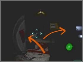 Gdy niebezpieczeństwo zostanie zażegnane podejdź do stołu, a zauważysz leżącą na nim teczkę z tajnymi aktami LS - poddaj ją skanowaniu - Etap 2,3 | Solucja | Area 51 - Area 51 - poradnik do gry