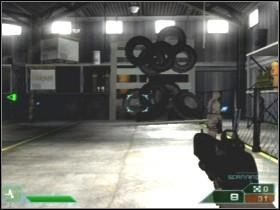 Teraz wyjdź z pomieszczenia, w którym się aktualnie znajdujesz i podejdź do drzwi koło oddziału LS , gdy się zbliżysz, same się otworzą - Etap 1 | Solucja | Area 51 - Area 51 - poradnik do gry