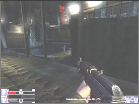 Idź dalej ulicą, z góry załatwisz obcego stojącego na dalszym moście prostopadłym do ulicy - [11] Iron city cz.2 | Hellforces - Hellforces - poradnik do gry