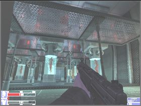 Zabierz apteczkę i amunicję, które leżą obok skrzynek (lewy obrazek) i otwórz drzwi po lewej - [14] Hacksleys arena cz.1 | Hellforces - Hellforces - poradnik do gry