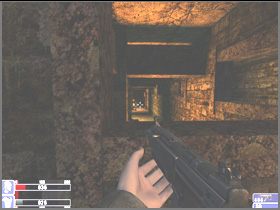 Idź do schodów, będąc przygotowanym na konfrontację z przeciwnikiem (lewy obrazek) - [18] The way to the mine cz.4 | Hellforces - Hellforces - poradnik do gry
