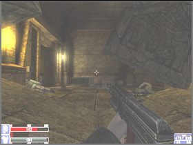 Dalsze przejście zatarasowane jest skrzynkami (lewy obrazek) - wycofaj się i strzel w skrzynki z Plasma Guna lub z rakietnicy - [16] Maya temple cz.1 | Hellforces - Hellforces - poradnik do gry