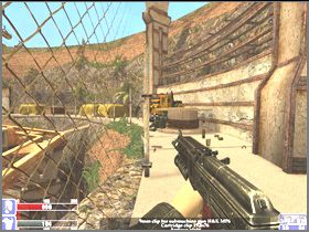 Jeśli jakiś najemnik zostanie, to go zabij - omiń zakratowane wejście po prawej (lewy obrazek) i podążaj dalej, zbierając ekwipunek - [25] Module under construction cz.1 | Hellforces - Hellforces - poradnik do gry