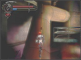 Znajdujących się tu przeciwników możesz wykańczać w wyjątkowo efektowny sposób - spychając ich na pracujący w tle ogromny wentylator (screen 1) - [20] Shroud Tower - Ascent cz.1 | BloodRayne 2 - BloodRayne 2 - poradnik do gry