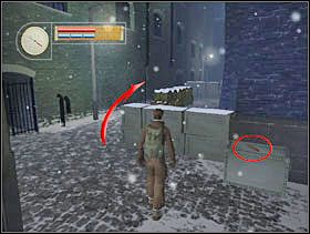 Na starcie obracamy się lekko w prawo. Podnosimy ze skrzyni naboje do K98 i biegniemy za beczki. - [Solucja] INDUSTRIAL DISTRICT cz.1 - II Wojna Światowa: Pilot Down - Na Tyłach Wroga - poradnik do gry