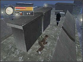 Gdy odwraca się do nas plecami dobieramy mu się do skóry. Uważamy by żołnierz którego zostawiliśmy przy życiu na dole nas nie zobaczył. - [Solucja] INDUSTRIAL DISTRICT cz.2 - II Wojna Światowa: Pilot Down - Na Tyłach Wroga - poradnik do gry