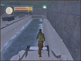 Po ogrzaniu się znowu wybiegamy tymi samymi drzwiami. Obiegamy budynek w prawo i po schodkach zbiegamy do zalanego okopu (trzymamy się prawej strony). - [Solucja] SIEGFRIED LINE cz.2 - II Wojna Światowa: Pilot Down - Na Tyłach Wroga - poradnik do gry