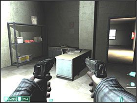 Wejdź do pokoju po lewej - Infiltracja (4) | Interwał 03-A | FEAR - F.E.A.R.: First Encounter Assault Recon - poradnik do gry