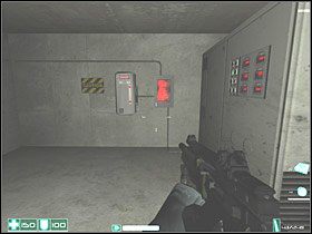 Wejdź po drabinie, a potem włącz zasilanie po prawej - Ślepa strona (4) | Interwał 05-B | FEAR - F.E.A.R.: First Encounter Assault Recon - poradnik do gry