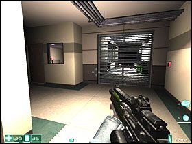 W tym samym pokoju, lecz po drugiej stronie, znajdziesz Karabin szturmowy G2A2 , Strzelbę bojową VK-12 i Lekki pancerz - Powidok (2) | Interwał 06-C | FEAR - F.E.A.R.: First Encounter Assault Recon - poradnik do gry