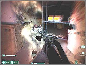 Otwórz drewniane drzwi, włącz latarkę i przesuń dźwignię po prawej, aby włączyć zasilanie - Powidok (4) | Interwał 06-C | FEAR - F.E.A.R.: First Encounter Assault Recon - poradnik do gry