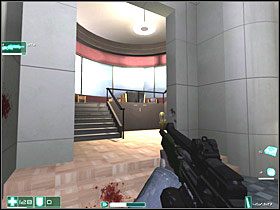 Idź w prawo, na stoliku będzie leżał Pistolet AT-14 - Lot (3) | Interwał 07-B | FEAR - F.E.A.R.: First Encounter Assault Recon - poradnik do gry