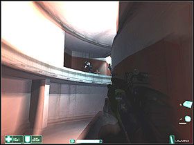 Wracaj do drabiny po prawej - zejdź na dół i przykucnij - Piesek salonowy (1) | Interwał 09-A | FEAR - F.E.A.R.: First Encounter Assault Recon - poradnik do gry