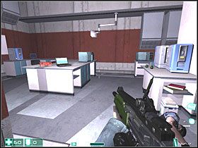 Idź korytarzem, w prawo, a potem w lewo - Piesek salonowy (1) | Interwał 09-A | FEAR - F.E.A.R.: First Encounter Assault Recon - poradnik do gry