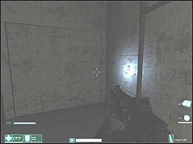 W korytarzu prostopadłym do wejścia znajdziesz na biurku Apteczkę - Wejście (6) | Interwał 08-B | FEAR - F.E.A.R.: First Encounter Assault Recon - poradnik do gry