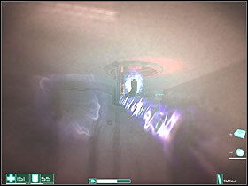 Na balkonie znajdziesz 10mm HV Penetrator i Apteczkę - Piesek salonowy (2) | Interwał 09-A | FEAR - F.E.A.R.: First Encounter Assault Recon - poradnik do gry