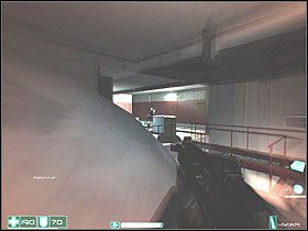 Trafisz do pokoju z Apteczką - Obejście (1) | Interwał 09-B | FEAR - F.E.A.R.: First Encounter Assault Recon - poradnik do gry