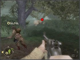 Po kilku metrach biegu z prawej wyskoczy pierwszy czołg Pz IV Ausf G, na razie nic mu nie zrobisz. Uwaga ! O ile niemieccy piechurzy z reguły trzymają się tych samych pozycji to niemieckie czołgi lubią sobie pojeździć. Dlatego podany dalej sposób walki jest tylko przykładowy, nie zawsze może przynieść sukces. Biegnij dalej i ... - [Solucja] Rozdział 6 Bloody Gulch cz.2 - Brothers in Arms: Earned in Blood - poradnik do gry