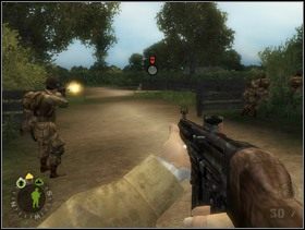 Po załatwieniu transportera pora ruszać dalej - idź teraz ze wszystkimi swoimi ludźmi dokładnie tą samą trasą, którą przeszedłeś kiedy wciągałeś transporter w zasadzkę. Natkniesz się na hitlerowców, którzy przybiegli z poprzedniego poletka. Ustaw sekcję wsparcia za pobliskim płotkiem, nakaż jej ostrzał Fryców ... - [Solucja] Rozdział 10 Hedgerow Hell cz.1 - Brothers in Arms: Earned in Blood - poradnik do gry