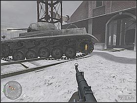 W pierwszej kolejności zajmij się okolicznymi żołnierzami (screen 1), z którymi od jakiegoś czasu walczą sojusznicze jednostki - Railroad Station No. 1 (3) | Not One Step Backwards! | Misja Call of Duty 2 - Call of Duty 2 - poradnik do gry