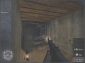 Po dotarciu do skrzyżowania w pierwszej kolejności zbadaj lewą odnogę (screen 1) - The Diversionary Raid (3) | The Battle of El Alamein | Misja Call of Duty 2 - Call of Duty 2 - poradnik do gry