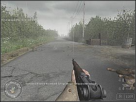 Biegnij za kolegami z ekipy, przeskakując oczywiście przez kolejne murki (screen 1) - Defending the Pointe (1) | D-Day | Misja Call of Duty 2 - Call of Duty 2 - poradnik do gry