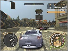 Vic prędzej czy później popełni jakiś błąd, dzięki czemu powinno ci się udać go wyprzedzić - GŁÓWNY POJEDYNEK | Czarna lista 13 - Vic | Need for Speed Most Wanted (2005) - Need for Speed: Most Wanted (2005) - poradnik do gry