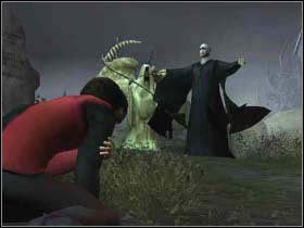 Puchar Trójmagiczny, który złapaliście z Cedrikiem, okazał się świstoklikiem i przeniósł Was na cmentarz, wprost do Lorda Voldemorta - Voldemort | Harry Potter i Czara Ognia - Harry Potter i Czara Ognia - poradnik do gry