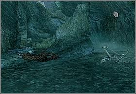 Mijając go dotrzesz do skarpy, z której dostrzec można porwanego kompana - [Solucja] On Kongs Tracks cz.2 | Peter Jacksons King Kong - Peter Jacksons King Kong - poradnik do gry