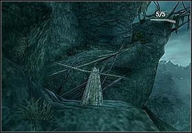 Przejdź po kolejnej drewnianej kładce, a później po gęstej trawie na szczyt, do gniazda - [Solucja] On Kongs Tracks cz.3 | Peter Jacksons King Kong - Peter Jacksons King Kong - poradnik do gry