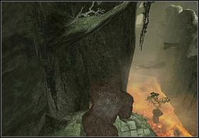 Za bramą przejdź niewielki odcinek czarnym tunelem (również ścianą) i dostań się do miejsca z lawą - [Solucja] Kong To The Rescue cz.2 | Peter Jacksons King Kong - Peter Jacksons King Kong - poradnik do gry