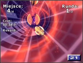 Innym zatorem, w pełnym tego słowa znaczeniu, są porozrzucane tu i ówdzie słupy (20 ) - Wirtualny wyścig | Solucja Kao Tajemnica Wulkanu - Kao: Tajemnica Wulkanu - poradnik do gry