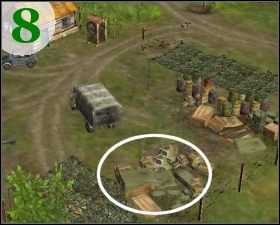 Gdy sytuacja uspokoi się i nikt już nie będzie nas atakował, naprawiamy czołg, uzupełniamy magazynki i wyruszamy na wschód mapy [D - mapa] , powoli eliminując kolejne jednostki wroga - Poradnik do gry - Misja 1 - Sabotaż | Outfront Na Tyłach Wroga - Outfront: Na Tyłach Wroga - poradnik do gry