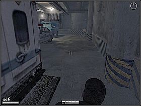 Ogłusz pracowników, przejdź przez żelazną kratę, a potem wejdź po drabinie na górę - Baltimore | Kameleon - Kameleon - poradnik do gry