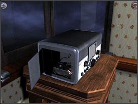 Zamieniłem jeszcze kilka słów z generałem, a po chwili pojawił się Rogers, informując o stanie swojej żony - ROZDZIAŁ I - cz.15 | Agatha Christie I Nie Było Już Nikogo - Agatha Christie: I Nie Było Już Nikogo - poradnik do gry