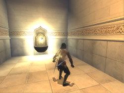 Dosięgniesz ozdobnego kafla, po czym zaczniesz spadać w dół - [32] The Palace Entrance (wejście do pałacu) | Prince of Persia Dwa Trony - Prince of Persia: Dwa Trony - poradnik do gry