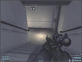 Dotrzesz do niewielkiego magazynu - [Misja 06] [Segment 1/2] University | Rainbow Six Lockdown - Tom Clancys Rainbow Six: Lockdown - poradnik do gry